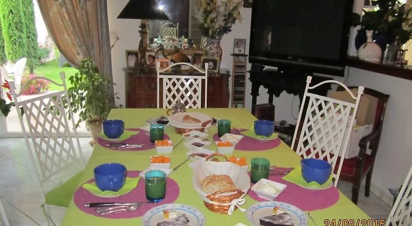 Guest house Villa Clairelou Pertuis