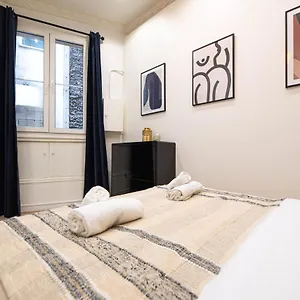 Luxury Loft In Champs Elysées Appart hôtel Paris