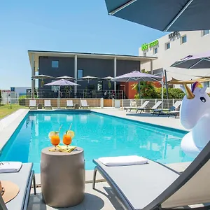 Ibis Styles Portes Du Luberon Hotel